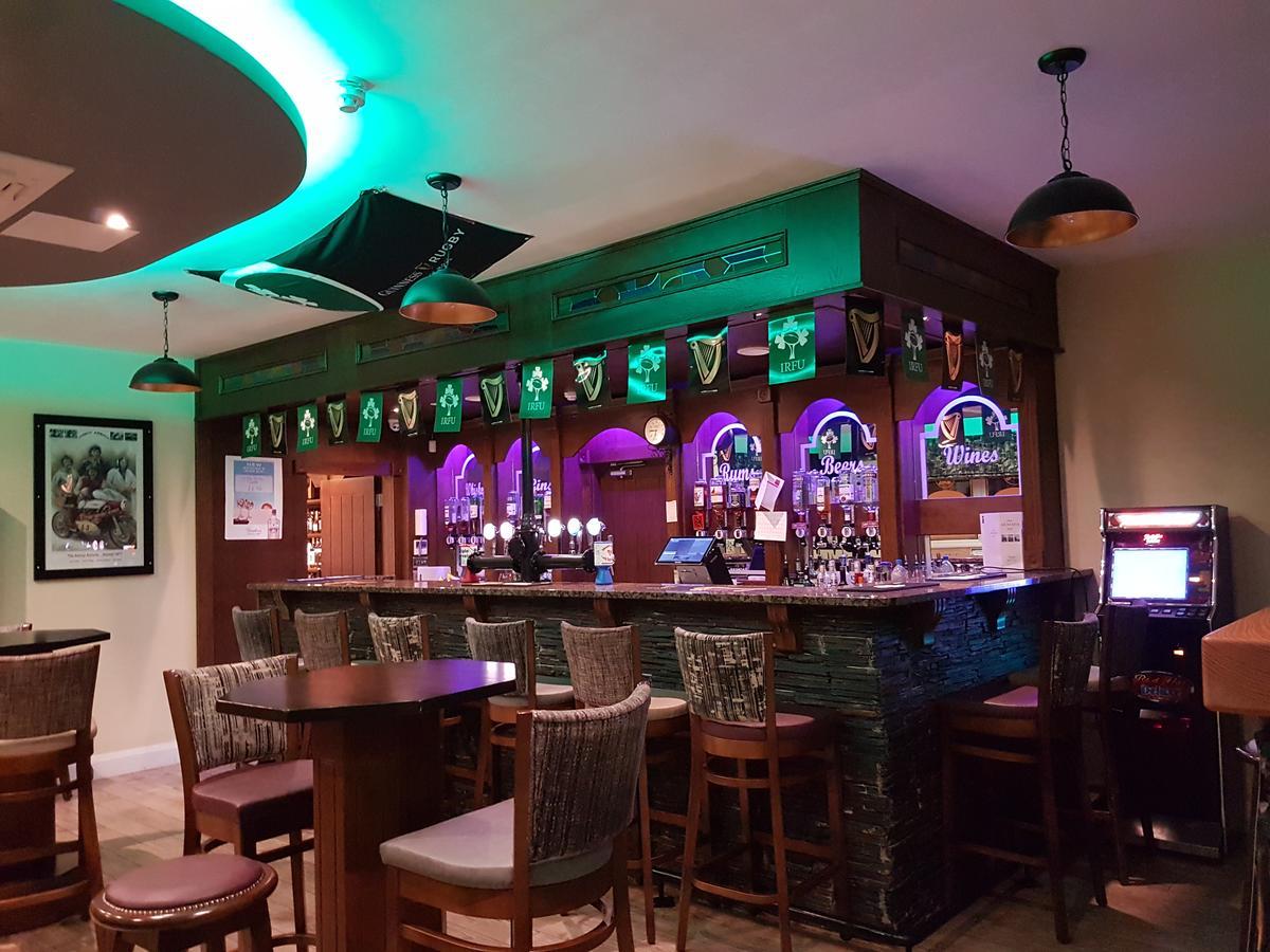 The Armada Inn Ballymoney Dış mekan fotoğraf